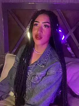 Try our girls live displays and explore the company of endless strippers, with beautiful physiques, vibrating toys and more.