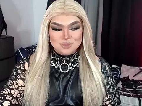 Try our girls live displays and explore the company of endless strippers, with beautiful physiques, vibrating toys and more.