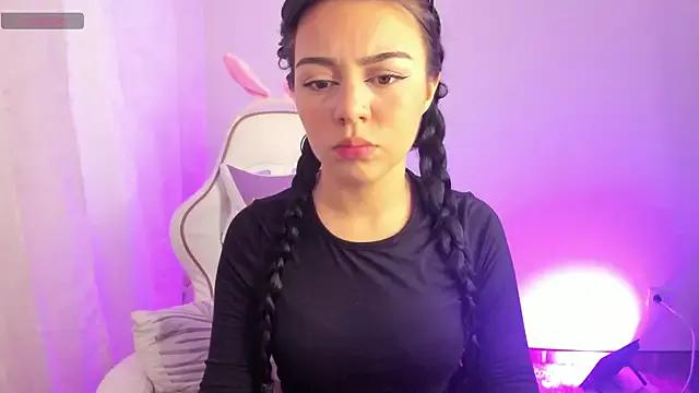 Midori_rosse from StripChat is Freechat