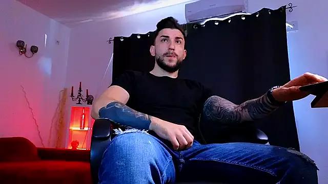 MightyAaron66 from StripChat is Freechat