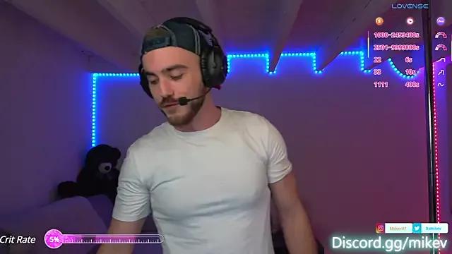 Mikev from StripChat is Freechat