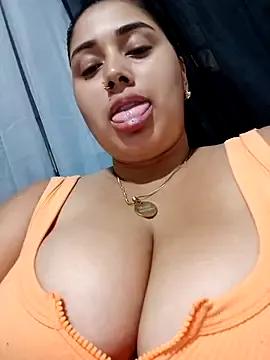 Try our girls live displays and explore the company of endless strippers, with beautiful physiques, vibrating toys and more.