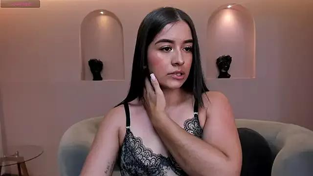Try our girls live displays and explore the company of endless strippers, with beautiful physiques, vibrating toys and more.