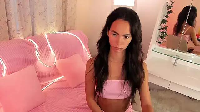 MilaFlow from StripChat is Freechat