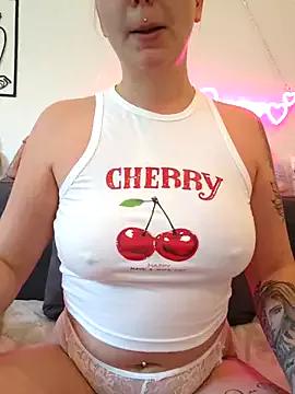 Milas_Dreams from StripChat is Freechat