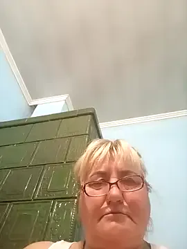 MilaTamila456 — Freechat on StripChat