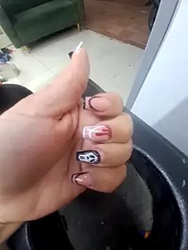 Try our girls live displays and explore the company of endless strippers, with beautiful physiques, vibrating toys and more.