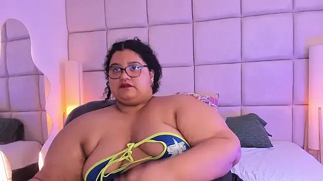 Avatar of Miley_Collins