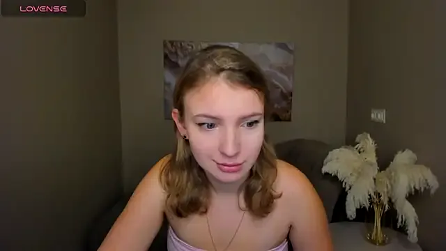 MilinaMorris — tease tits