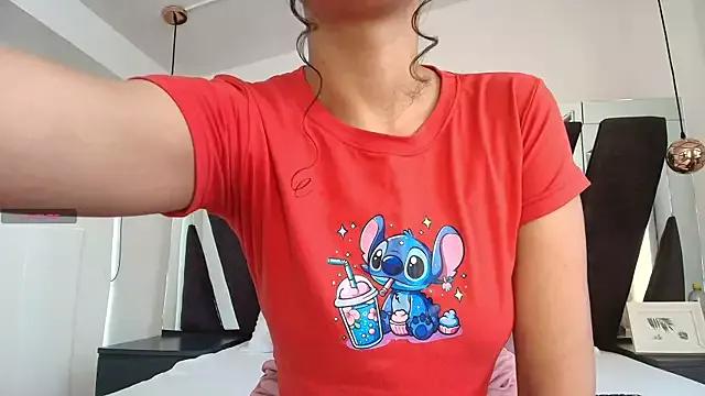 Try our girls live displays and explore the company of endless strippers, with beautiful physiques, vibrating toys and more.