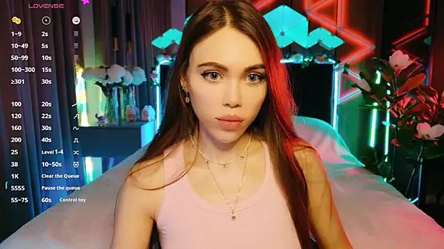 Try our girls live displays and explore the company of endless strippers, with beautiful physiques, vibrating toys and more.