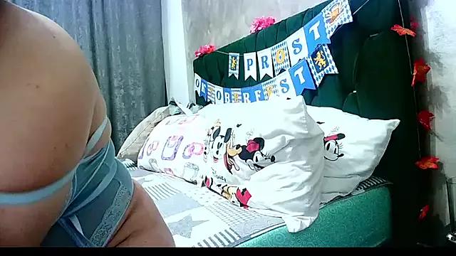 Mimii7 from StripChat is Freechat