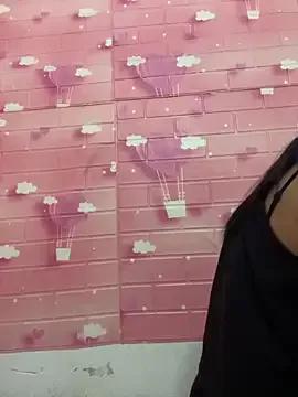 Try our girls live displays and explore the company of endless strippers, with beautiful physiques, vibrating toys and more.
