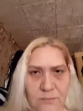 Try our girls live displays and explore the company of endless strippers, with beautiful physiques, vibrating toys and more.