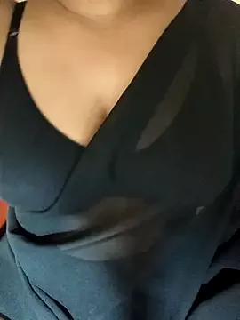 Minnybaby from StripChat is Freechat