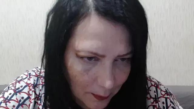 Try our girls live displays and explore the company of endless strippers, with beautiful physiques, vibrating toys and more.