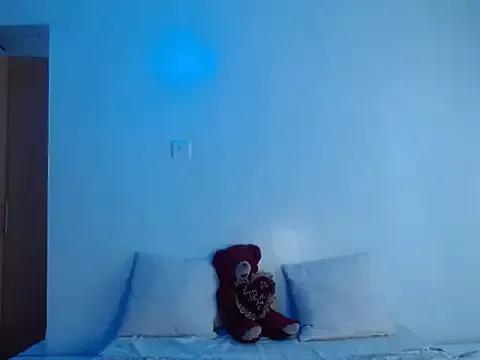 miss-africanna from StripChat is Freechat