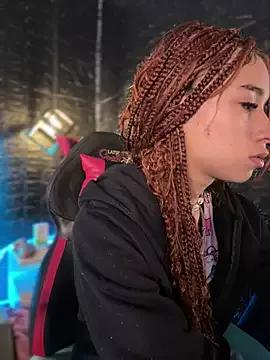 Try our girls live displays and explore the company of endless strippers, with beautiful physiques, vibrating toys and more.