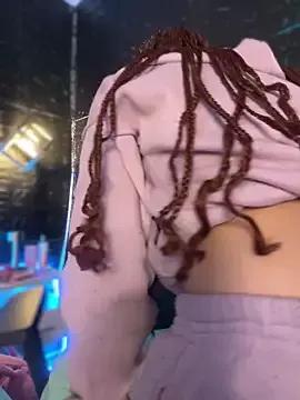 Try our girls live displays and explore the company of endless strippers, with beautiful physiques, vibrating toys and more.