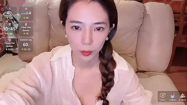 miss-lin from StripChat is Freechat