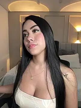 Try our girls live displays and explore the company of endless strippers, with beautiful physiques, vibrating toys and more.