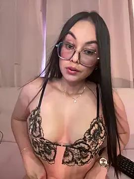 Try our girls live displays and explore the company of endless strippers, with beautiful physiques, vibrating toys and more.