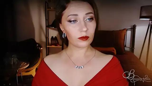 MissBeverlyMills from StripChat is Freechat