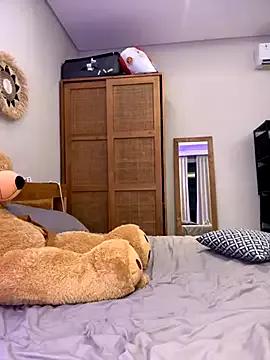 MissBinx from StripChat is Freechat
