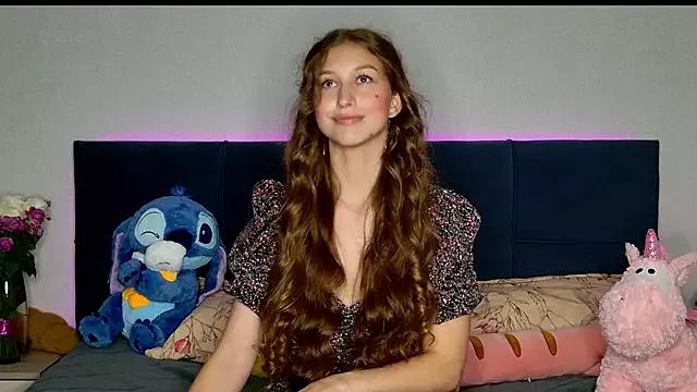 MissEmilyMiller from StripChat is Freechat