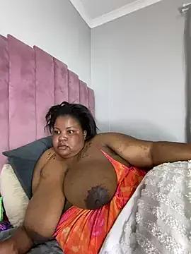 MissLola27 from StripChat