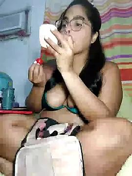 Try our girls live displays and explore the company of endless strippers, with beautiful physiques, vibrating toys and more.