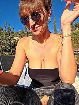 MissMialicious from StripChat