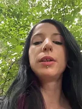 Try our girls live displays and explore the company of endless strippers, with beautiful physiques, vibrating toys and more.