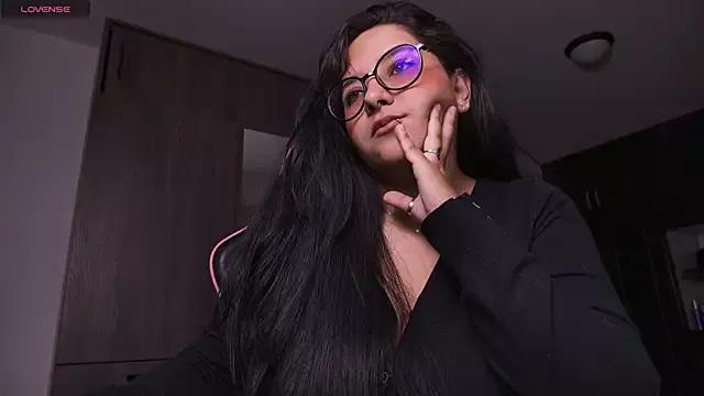 MissMoonn1 from StripChat is Freechat