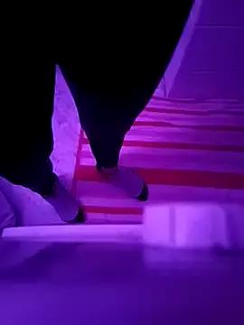 Try our girls live displays and explore the company of endless strippers, with beautiful physiques, vibrating toys and more.