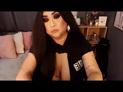 Missprettylicious from StripChat is Freechat