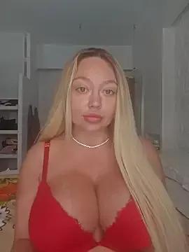 Try our girls live displays and explore the company of endless strippers, with beautiful physiques, vibrating toys and more.
