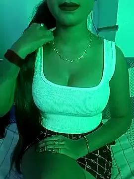 Try our girls live displays and explore the company of endless strippers, with beautiful physiques, vibrating toys and more.