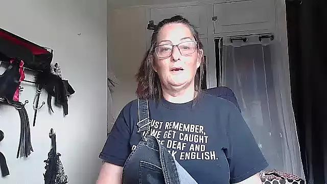 Mistress-Ivy51 from StripChat is Freechat