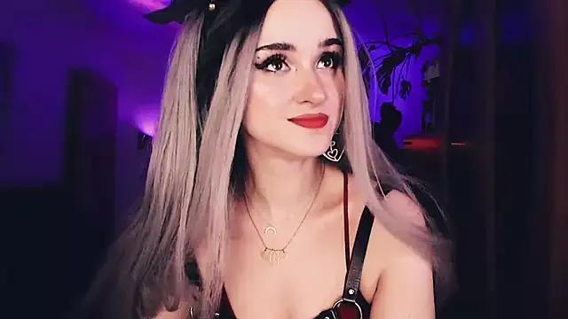 MistressJolie from StripChat is Freechat