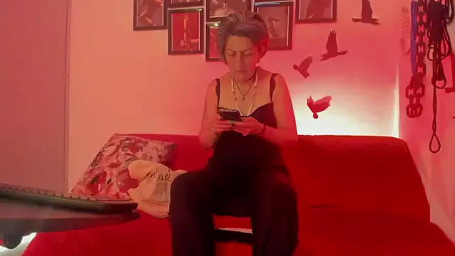 Avatar of MistressNyx_cg