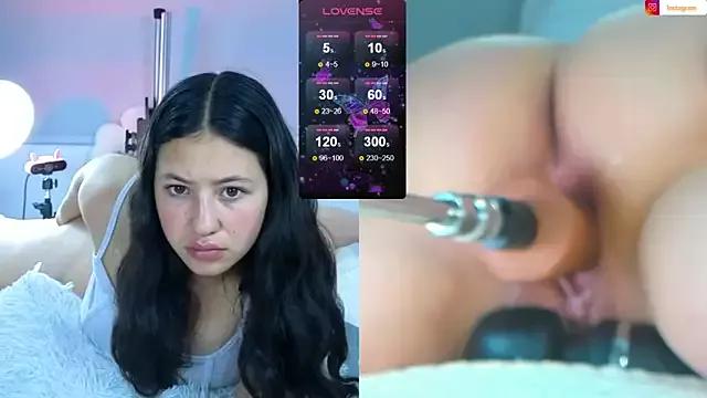Mitsuyi-cute from StripChat is Freechat