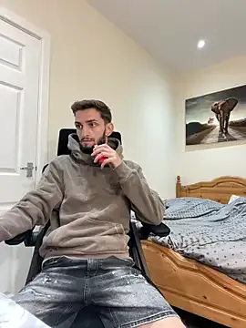 Avatar of mixedcouplee69