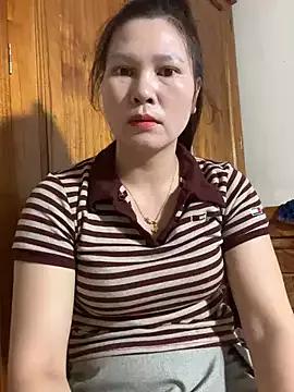 Moan_Mary from StripChat is Freechat