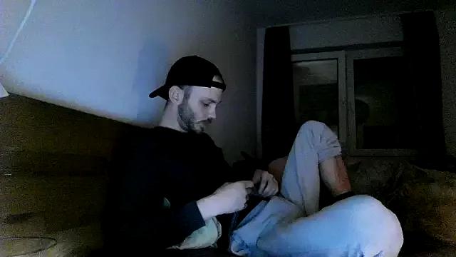 MolleDolle from StripChat is Freechat