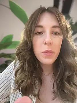 MommmyYummy from StripChat is Freechat