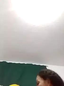 mommy-michell from StripChat is Freechat
