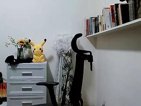momogirlhk from StripChat