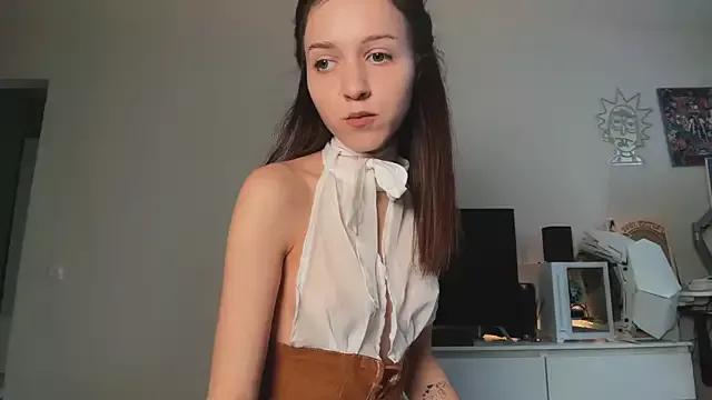 Try our girls live displays and explore the company of endless strippers, with beautiful physiques, vibrating toys and more.