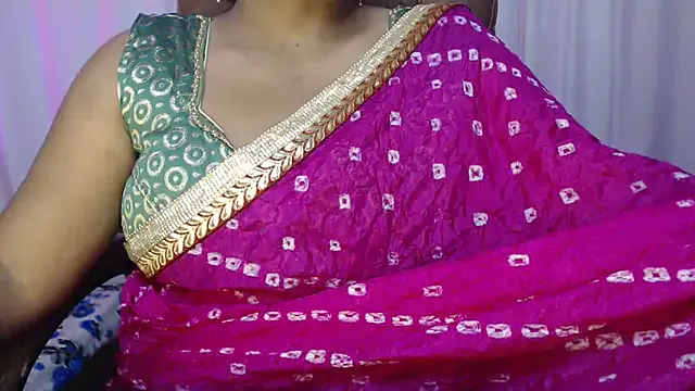 Moody_Maya — Freechat on StripChat